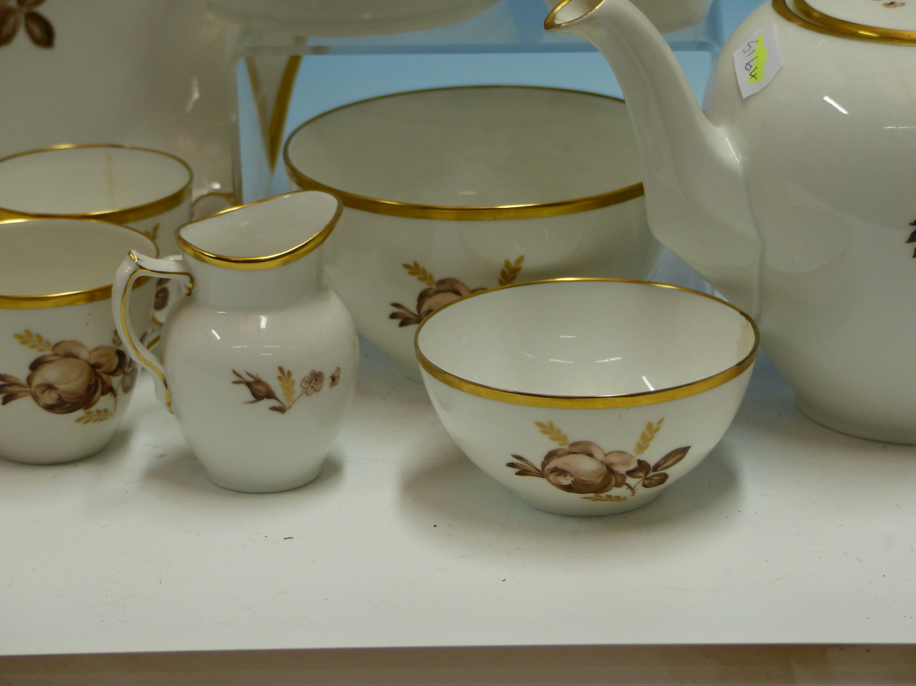 A COPENHAGEN PART TEA AND COFFEE SERVICE, EACH PIECE WITH A PINK TINGED BROWN ROSE. - Image 4 of 9