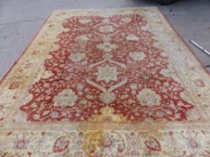 AN ORIENTAL CARPET OF ZEIGLER DESIGN 466 x 335cms.