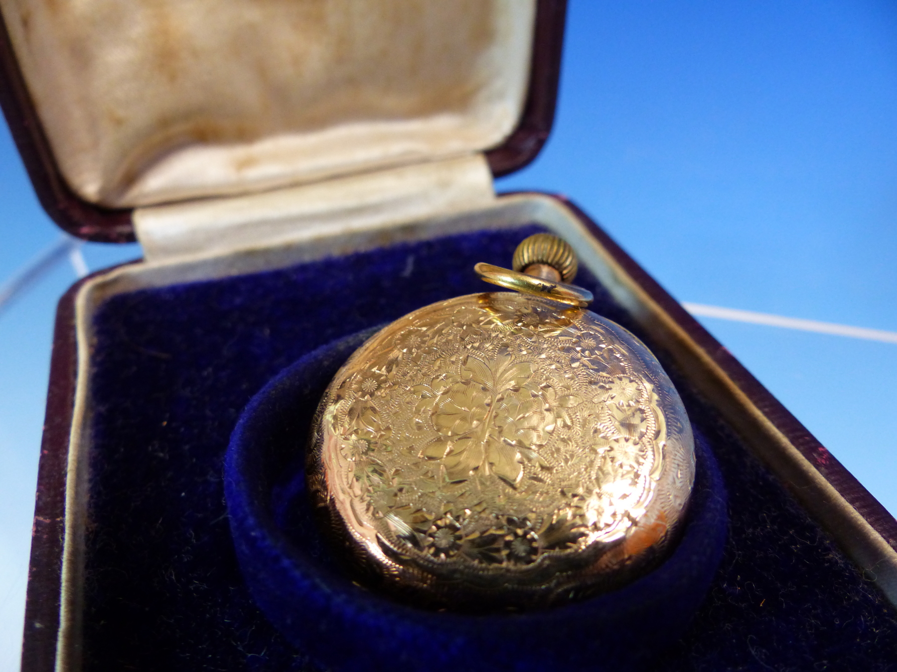 A 14kt STAMPED OPEN FACE LADIES CASED FOB WATCH, DIAMETER APPROX 3cms, GROSS WEIGHT 23,4grms. - Image 7 of 7