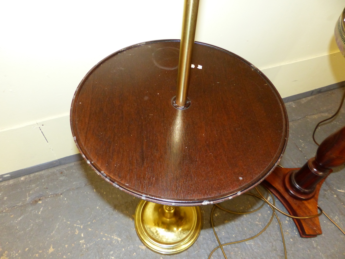 AN ANTIQUE AND LATER MAHOGANY AND BRASS STANDARD LAMP TOGETHER WITH A BESPOKE BRASS STANDARD LAMP, - Image 6 of 7