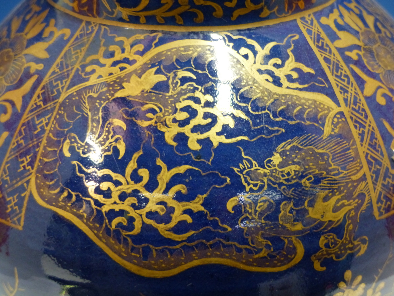 A FRENCH BLUE GROUND JAR GILT WITH CHINOISERIE. H 33.5cms. - Image 8 of 16