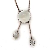 A SILVER AND CABOCHON MOONSTONE ARTICULATED LAVALIER NECKLACE. LENGTH 39cms, DROP 5cms, WEIGHT