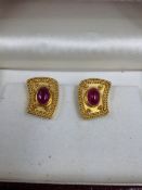 ILIAS LALAOUNIS, A PAIR OF 18CT YELLOW GOLD CABOCHON RUBY CLIP ON EARRINGS COMPLETE WITH BRANDED