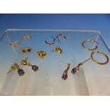 NINE PAIRS OF VARIOUS GOLD EARRINGS TO INCLUDE DIAMOND AND GEMSET DROPS, GARNET CABOCHON STUDS,