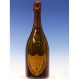 CHAMPAGNE. MEOT & CHANDON DOM PERIGNON 1990 1 x BOTTLE, BOXED. (1)