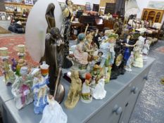 A COLLECTION OF FIGURINES AND LAMPS.