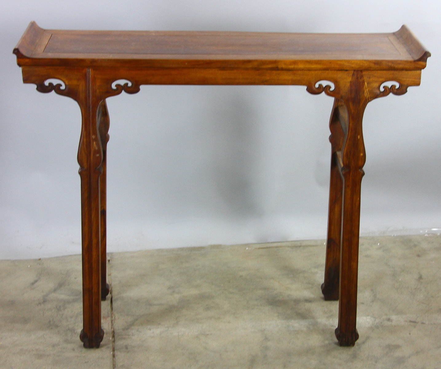 Chinese huanghuali altar table, 33" x 41" x 13". - Image 6 of 7