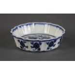 Small Chinese blue and white porcelain dish, flower-shaped rim, with Ming Xuande mark, 4 1/2"