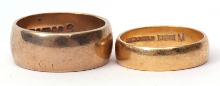 Mixed Lot: 9ct gold wedding band, hallmarked London 1976, 6.4gms, finger size N/O, together with a