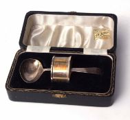 Cased George VI child's feeding spoon and napkin ring, combined weight approx 25gms, Birmingham