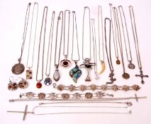 Mixed Lot: mainly white metal jewellery to include pendants, chains, filigree bracelets etc,