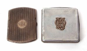 Mixed Lot: George V silver cigarette case of hinged rectangular form with engine turned covers and