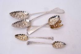 Mixed Lot: composite set of six mostly 19th century Old English pattern tea spoons with later