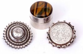 Mixed Lot: Victorian silver target brooch hallmarked Birmingham 1885, a white metal circular