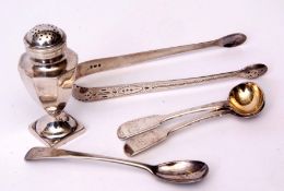 Mixed Lot: Old English pattern mustard spoon, two Fiddle pattern salt spoons, pair of bright cut