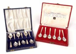 Mixed Lot: cased set of six Old English feather edge tea spoons, together with a further cased set