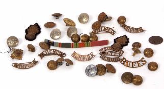 Mixed Lot: assorted buttons, shoulder tabs, medal bar etc (qty)