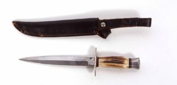 Mid-20th century small fighting knife, William Rogers - Sheffield, England, the symmetrical double