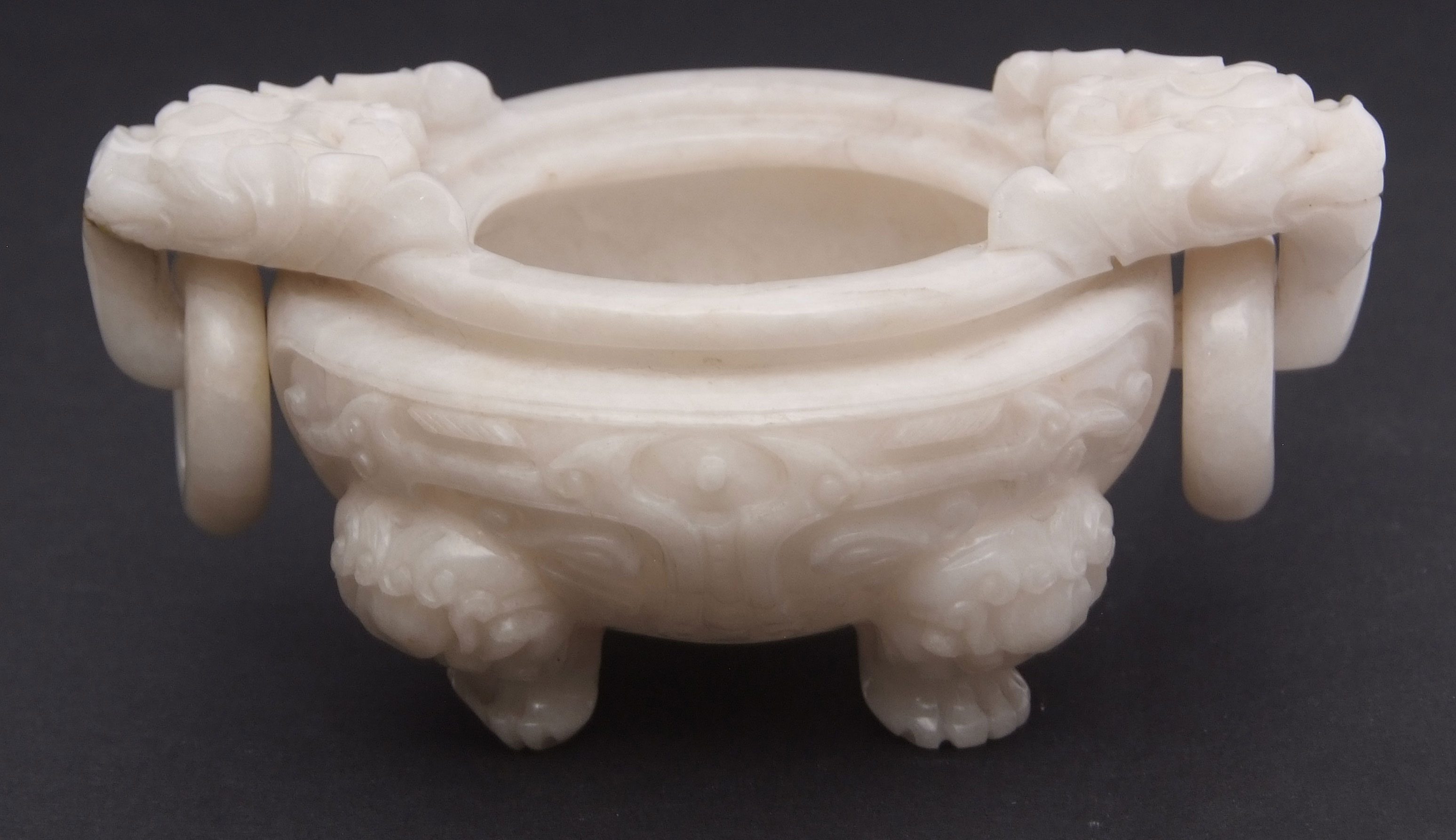 Chinese white jade tripod covered censer, the lid with reticulated dragon finial and three loop - Image 9 of 19