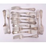 Mixed Lot: five Kings pattern variant dessert forks, length 18cm, with import marks for Birmingham