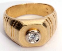 Single stone diamond ring, stamped 750, the centre brilliant cut diamond 0.20ct approx, bezel set to