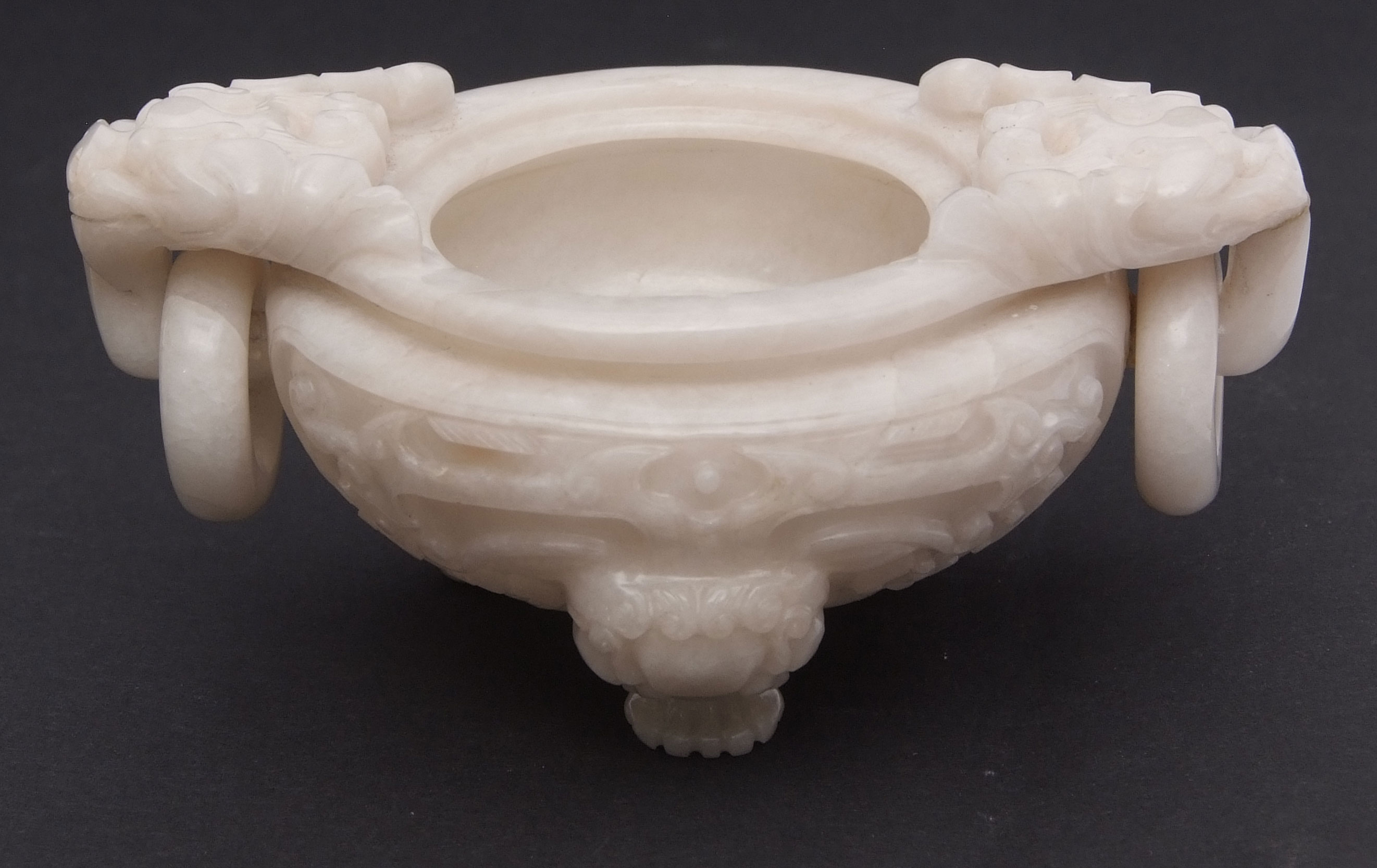 Chinese white jade tripod covered censer, the lid with reticulated dragon finial and three loop - Image 11 of 19