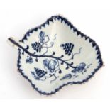 Lowestoft pickle dish decorated with a fruiting vine with grapes within a dark blue berry border,