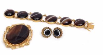 Mixed Lot: Victorian gilt metal and agate bracelet featuring six circular banded cabochon agates