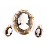 Mixed Lot: Victorian hardstone cameo brooch set with a cameo of a Bacchanalian lady carved in high