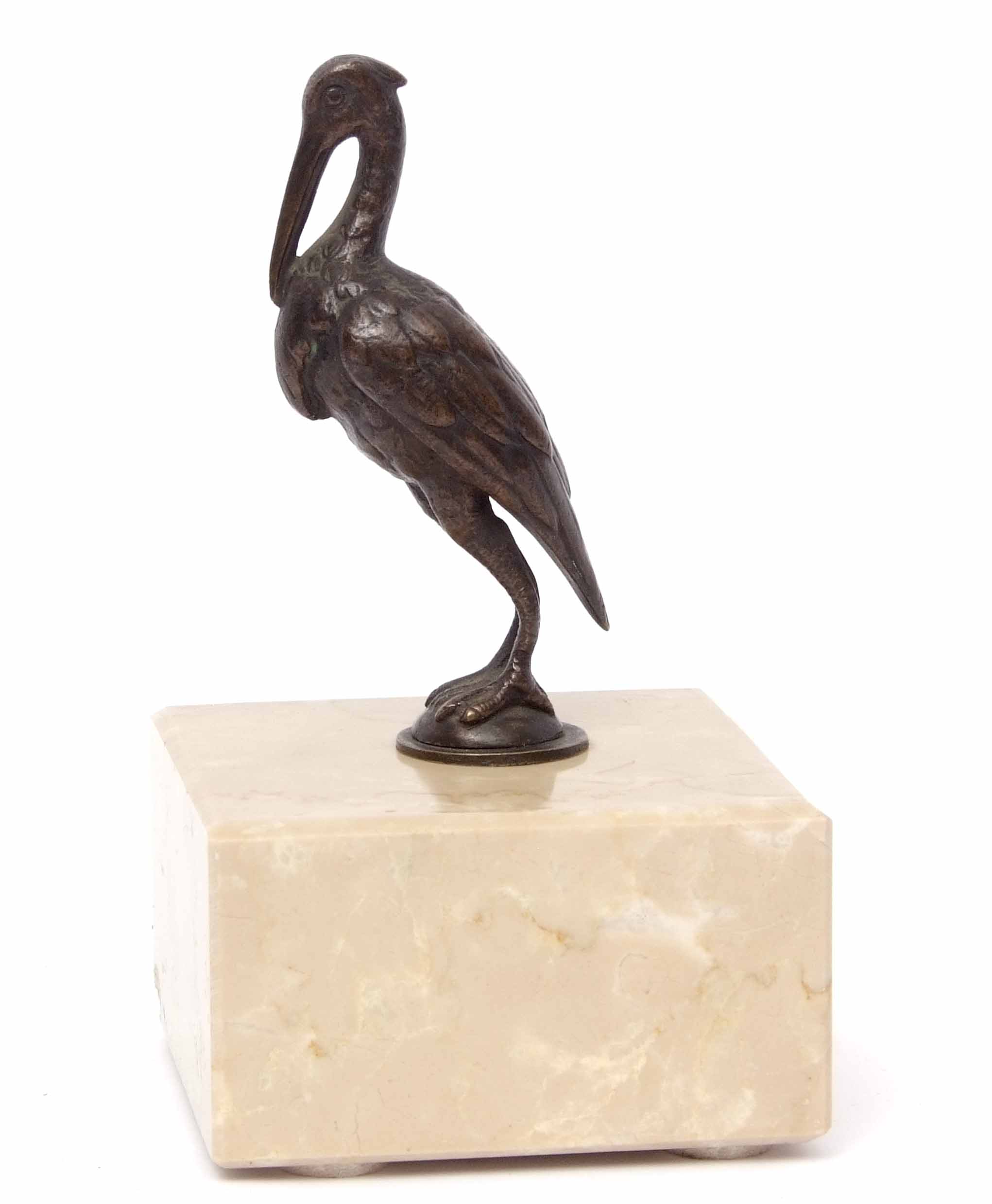 Small unsigned bronze study of a standing crane on a faux marbled base, 11cm high - Image 2 of 4