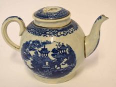 Large pearl ware tea pot, late 18th/early 19th century, and cover (lacking knop), decorated with a