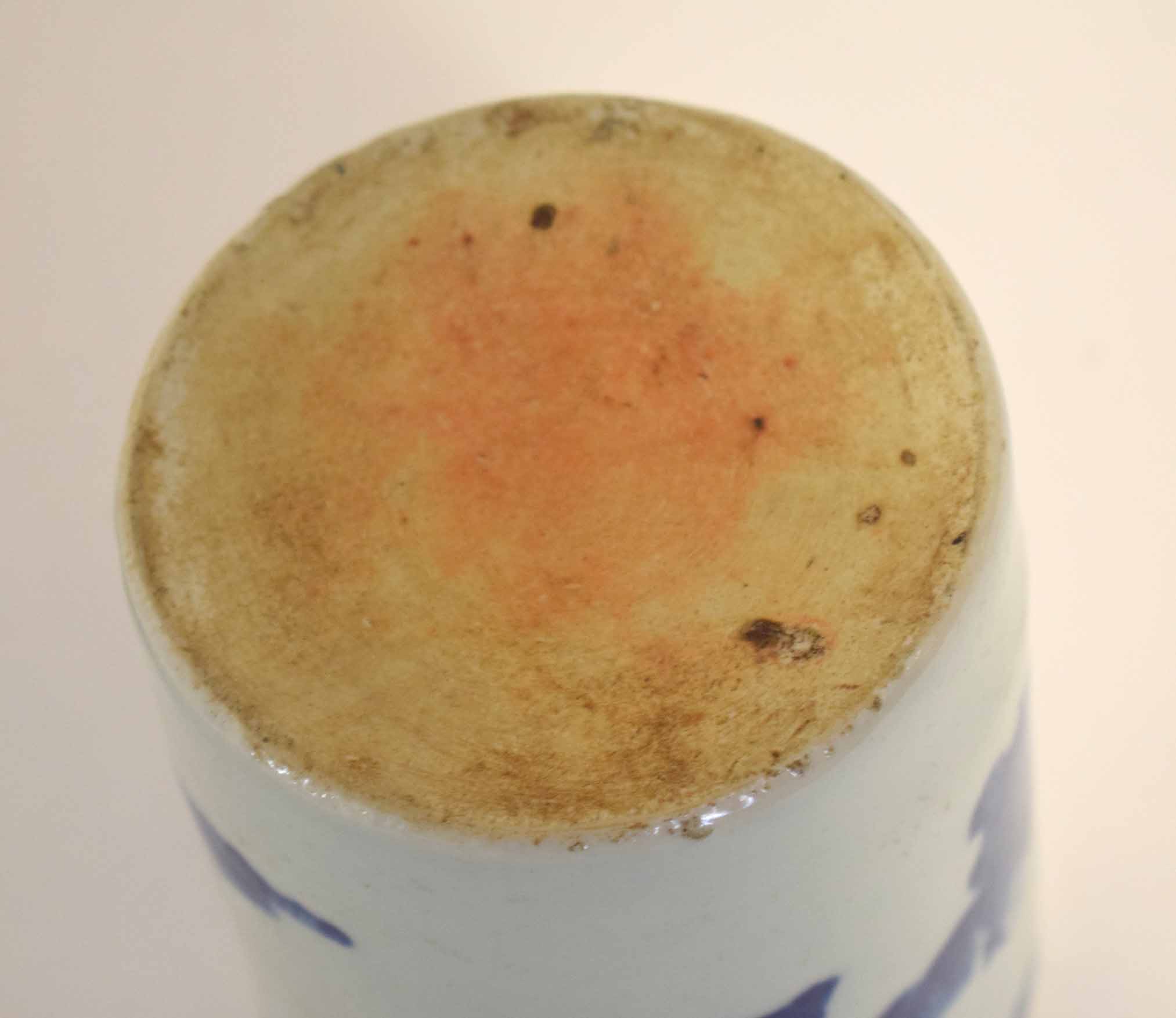 Chinese porcelain brush pot, decorated in Qangxi style, probably 19th century, with Chinese - Image 2 of 2