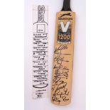 SLAZENGER V1200 cricket bat "Lashings XI" signed, including Viv Richards, Brian Lara etc