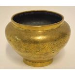 Oriental metal ware jardiniere with an incised design, 18cm diam