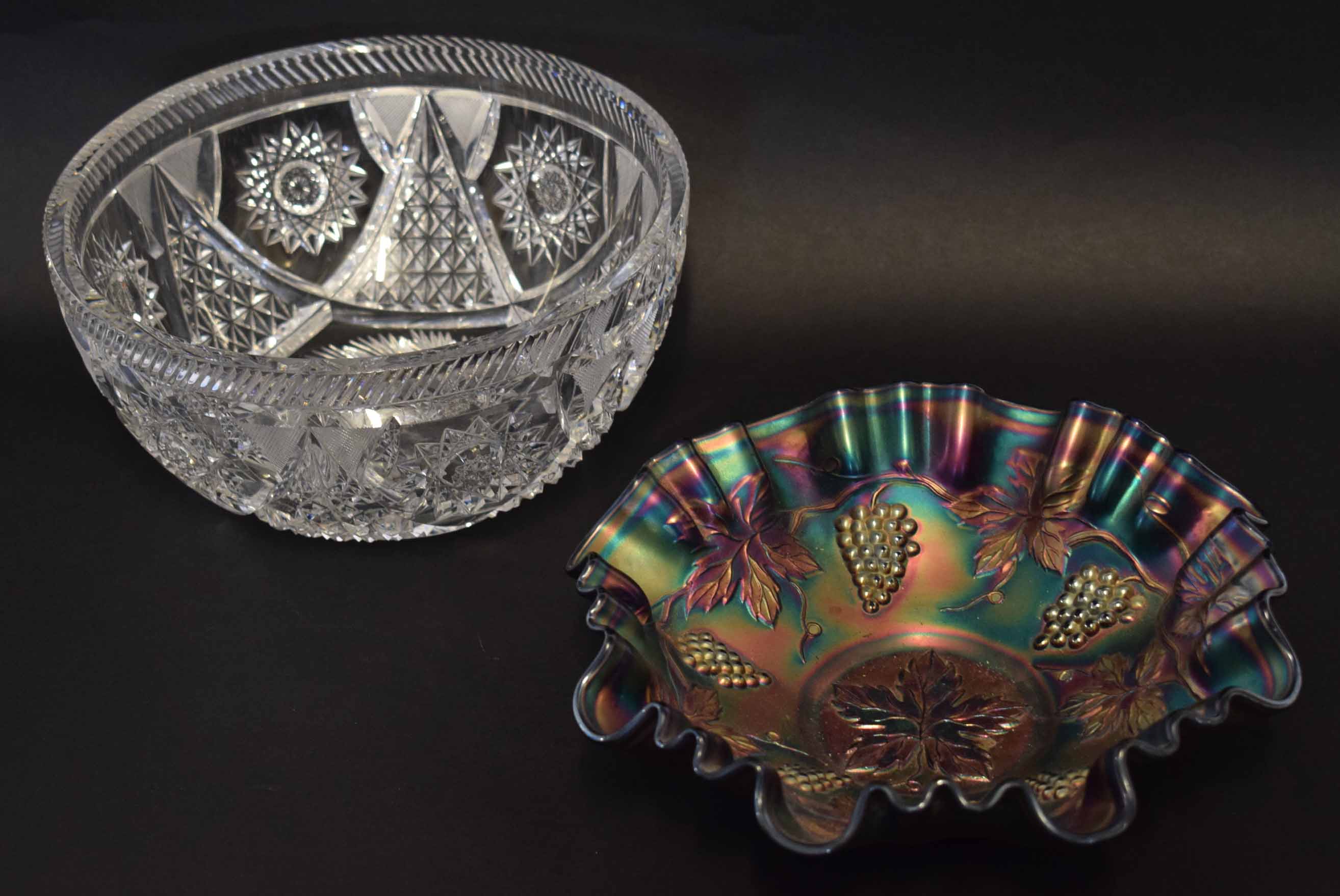 Carnival glass bowl together with a cut glass bowl with star design, largest 21cm