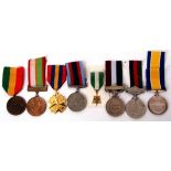 Mixed Lot: four various Pakistani medals including Independence medal and Republic medal together