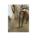 ARCHED TOP TOWEL RAIL