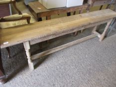 GOOD QUALITY OAK LONG STOOL WITH CARVED FRIEZE