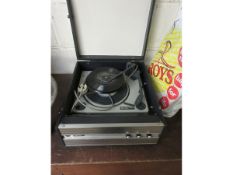 PHILIPS RECORD PLAYER TOGETHER WITH MIXED VINYL RECORDS