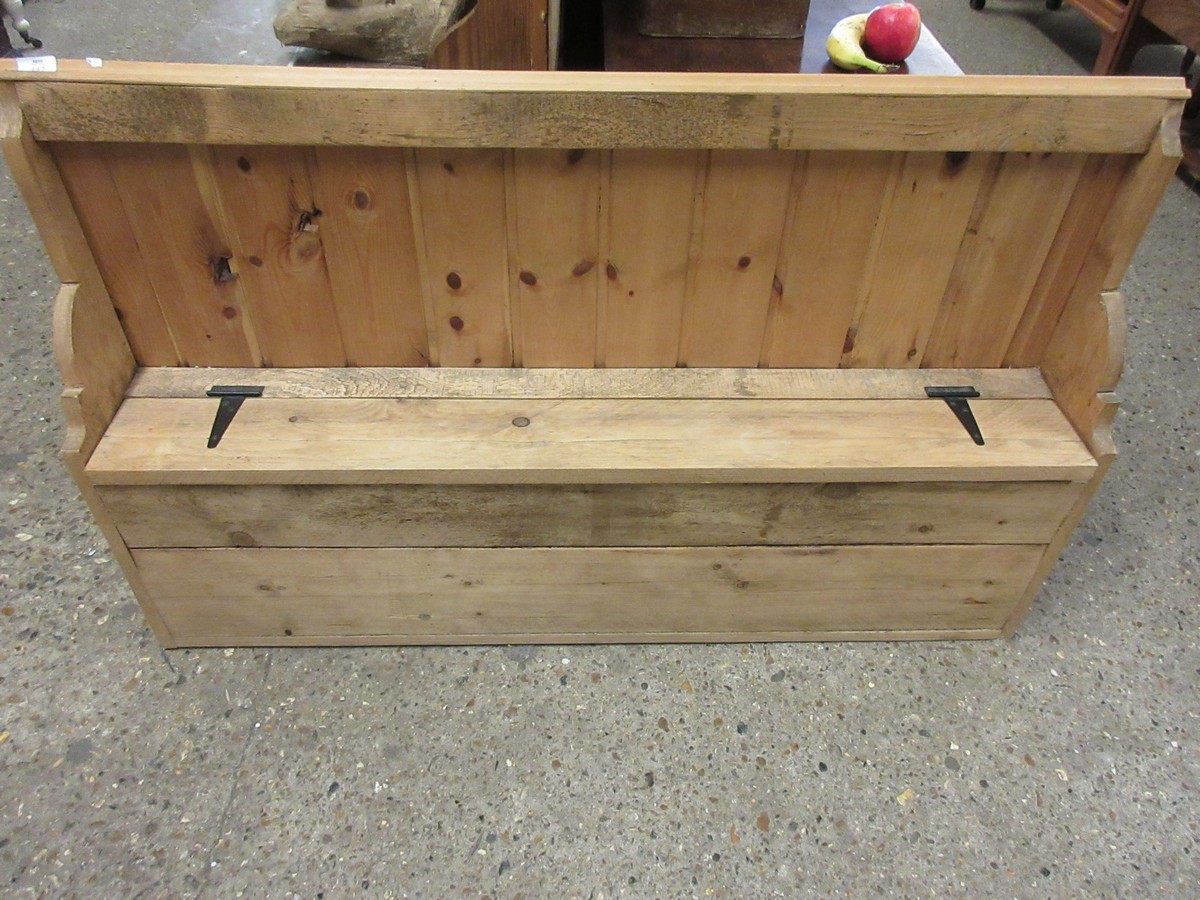 PINE FRAMED SMALL DOLL~S BENCH WITH LIFT UP SEAT