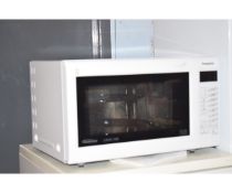 PANASONIC 1000W MICROWAVE