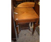 LATE 19TH/EARLY 20TH CENTURY MAHOGANY ENVELOPE CARD TABLE, FOLDING AND SWIVELLING TOP OVER A FULL