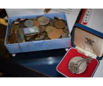 SMALL TUB CONTAINING ASSORTED MIXED COINAGE, A CASED MEDALLION ETC