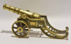 Large brass model of a cannon, 47cm long