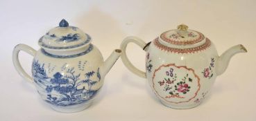 18th century Chinese export tea pot and cover with chinoiserie design (a/f), together with a