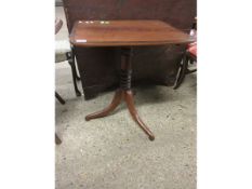 19TH CENTURY MAHOGANY AND ROSEWOOD BANDED WINE TABLE