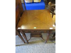 LATE 19TH/EARLY 20TH CENTURY MAHOGANY ENVELOPE CARD TABLE, FOLDING AND SWIVELLING TOP OVER A FULL