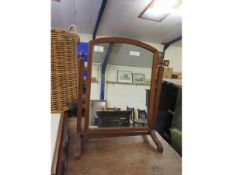 OAK FRAMED DRESSING TABLE MIRROR WITH REEDED COLUMNS AND ACORN FINIALS