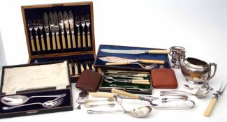 Mixed Lot: comprising various cased flatware and cutlery, further loose flatware and cutlery, hip