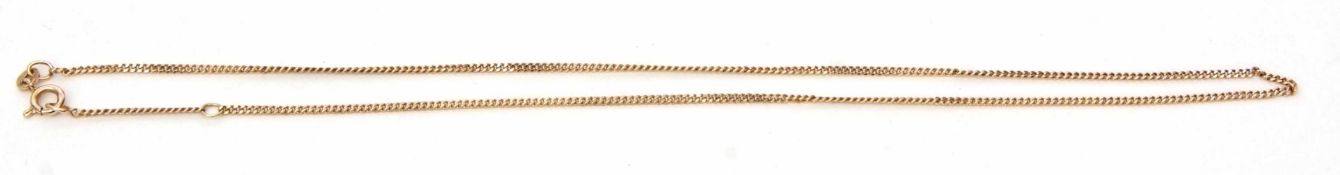 Chain stamped 585, of filed curb link design, 43cm long, 3.6gms